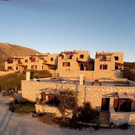 Ville Du Soleil - Exclusive Homes With Rustic Charm And Sensational Views Of The Mediterranean Sea Makrýgialos Exteriér fotografie