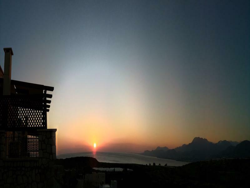 Ville Du Soleil - Exclusive Homes With Rustic Charm And Sensational Views Of The Mediterranean Sea Makrýgialos Exteriér fotografie
