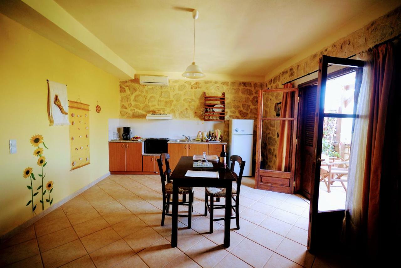 Ville Du Soleil - Exclusive Homes With Rustic Charm And Sensational Views Of The Mediterranean Sea Makrýgialos Exteriér fotografie