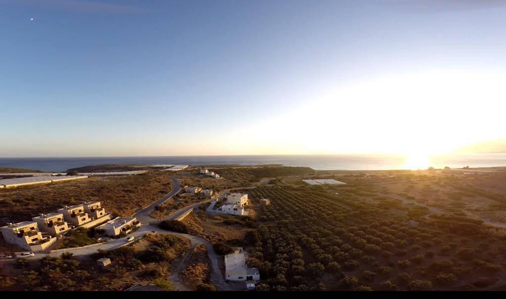 Ville Du Soleil - Exclusive Homes With Rustic Charm And Sensational Views Of The Mediterranean Sea Makrýgialos Exteriér fotografie