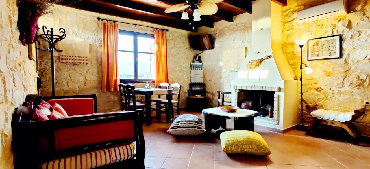 Ville Du Soleil - Exclusive Homes With Rustic Charm And Sensational Views Of The Mediterranean Sea Makrýgialos Exteriér fotografie